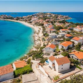 4 Bedroom Villa with Pool near Milna, Brac Island Sleeps 8 